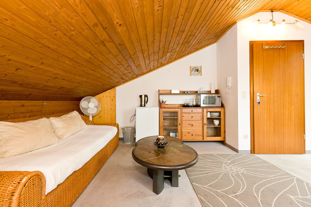 Bed And Breakfast Zeevat Munich Exterior photo
