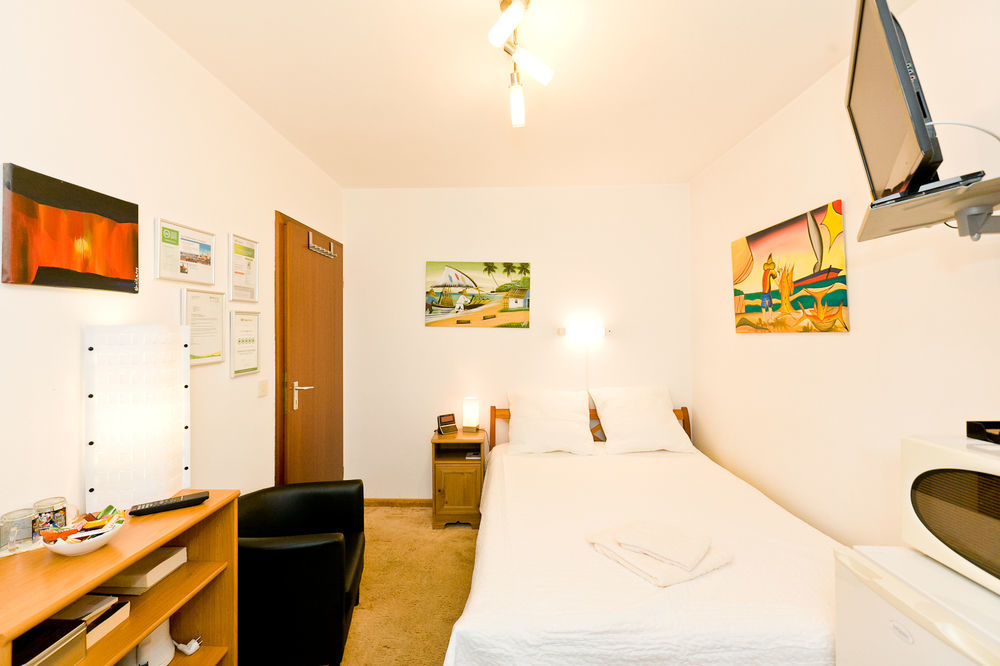 Bed And Breakfast Zeevat Munich Exterior photo